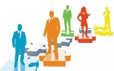 “人力外包”的風(fēng)鼓起來(lái),“捕風(fēng)者”在哪里?