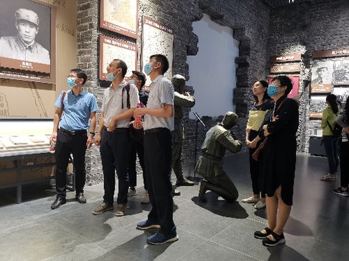 山東青年政治學院經濟管理學院與省人社廳人力資源流動管理處共赴濟南大峰山黨性教育基地開展黨史專題學習教育